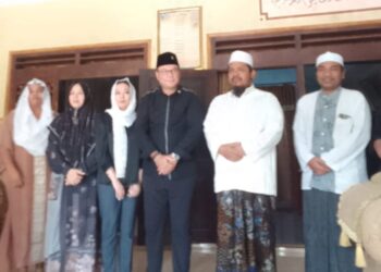 Minta Do’a Restu Nyaleg DPR RI Cucu Bung Karno Sambangi Ponpes Mamba’ul Hikam Udanawu Blitar