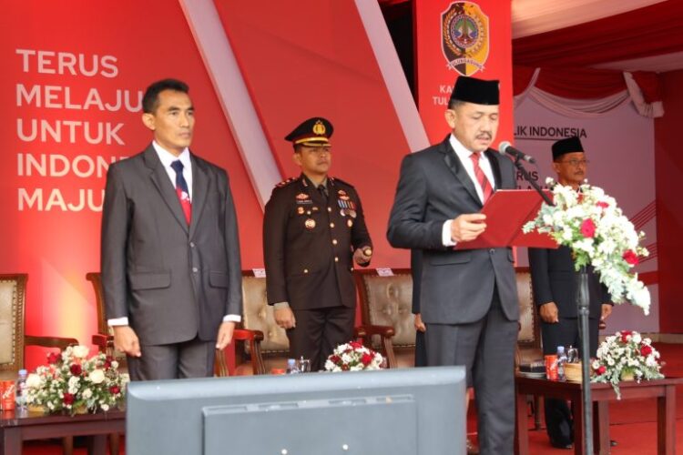 Kapolres Tulungagung Hadiri Upacara Peringatan Hari Kemerdekaan Republik Indonesia Ke – 78 Di Pemkab Tulungagung