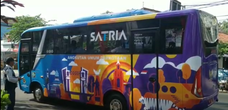Dishub Kota Kediri Simulasikan Bus SATRIA Sebelum Diresmikan