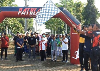 Meriah, HUT Ke-3, RSUD Srengat Blitar Gelar Jalan Sehat dan Bazar UMKM