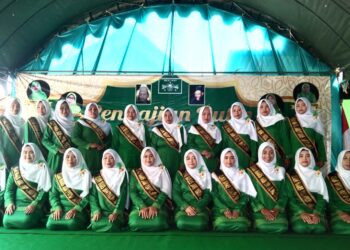 Rutinan Muslimat NU Ranting Kauman, Dr.Moh.Nashihudin, M.Pdm Ajak Muslimat Didik Anak Yang Baik Jangan Jadikan Anak Durhaka