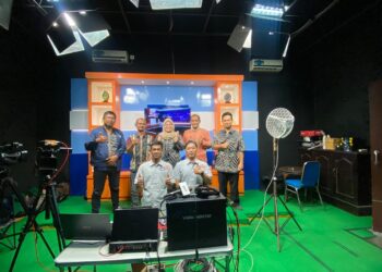 Tingkatkan Skill Guru, SMK Al Huda Kota Kediri Gelar Pelatihan Guru Multimedia Di JTV Kediri