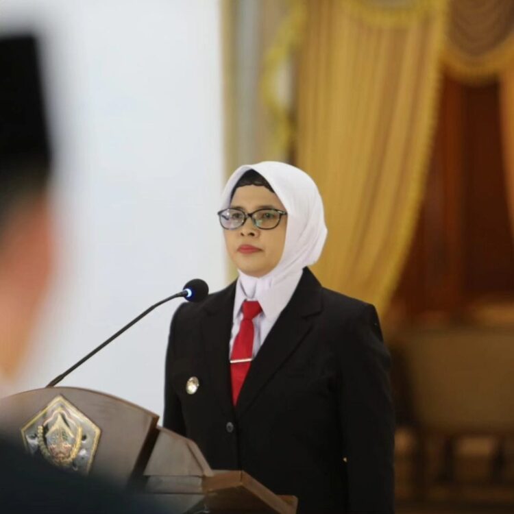 Lantik Sejumlah Pejabat, Bupati Blitar Minta Pejabat Yang Baru Dilantik Amanah Dan Tanggungjawab