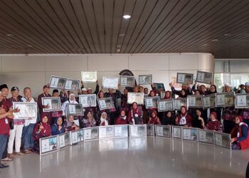 48 Jamaah Umrah Muslimah Travel PuasTiba Di Bandara Internasional