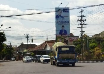 Bawaslu Tulungagung Belum Tertibkan APK di Papan Reklame Resmi