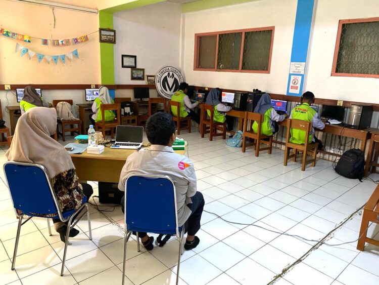 Wujudkan Lulusan Berkualitas, SMK Wiyata Mandala Kepung Kediri Gelar Uji Sertifikasi Kompetensi