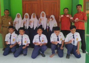 Jemput Bola, Dispendukcapil Kabupaten Kediri Terbitkan KIA untuk Siswa