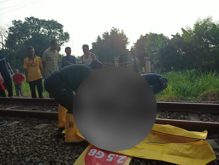 Diduga Tabrakkan Diri ke KA Gajayana, Perempuan Asal Kabupaten Kediri Tewas