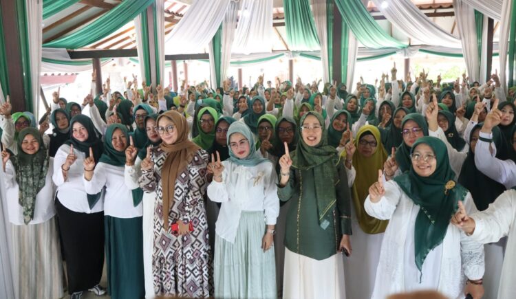Siap Menangkan Pasangan AMIN, Ratusan Perempuan Nahdliyin Kota Kabupaten Kediri Gelar Rapat Koordinasi