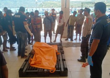 Jenazah Korban Laka Laut Asal Pasuruan Ditemukan di Tebing Pantai Nglarap Tulungagung