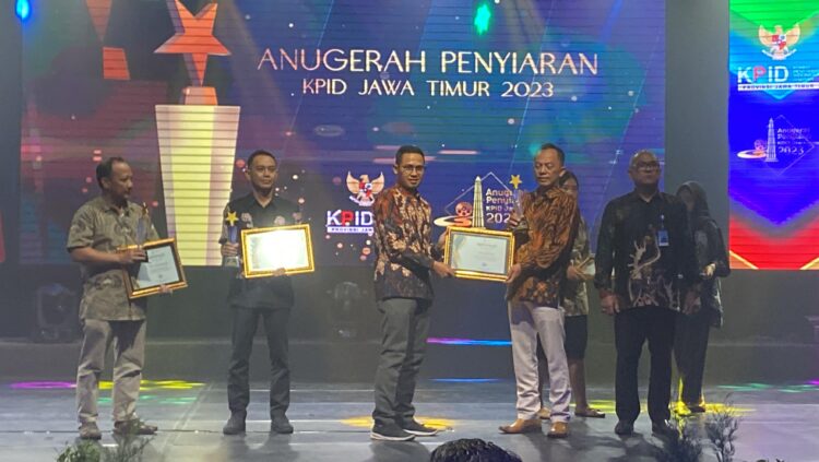 JTV Kediri Raih Penghargaan Program Talkshow Terbaik 2023