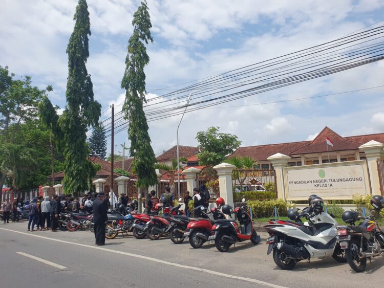 Sidang Pra Peradilan Pelatih Silat Terus Bergulir, Tim LHA PSHT Tulungagung Terima 11 Lembar Jawaban