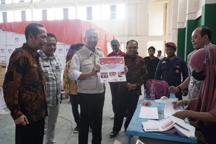 Pj. Bupati Nganjuk Handoko Pastikan Kesiapan KPU berjalan dengan baik dan lancar