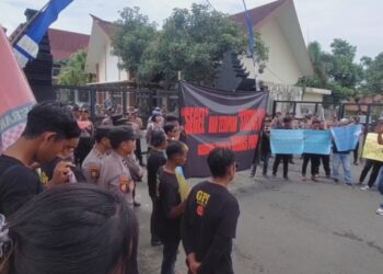 Unras Ratusan Masa GPI Desak Aparat Penegak Hukum Usut Tuntas Pengadaan Gedung PUPR