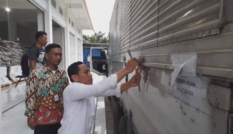 KPU Trenggalek Terima 600 Ribu Surat Suara