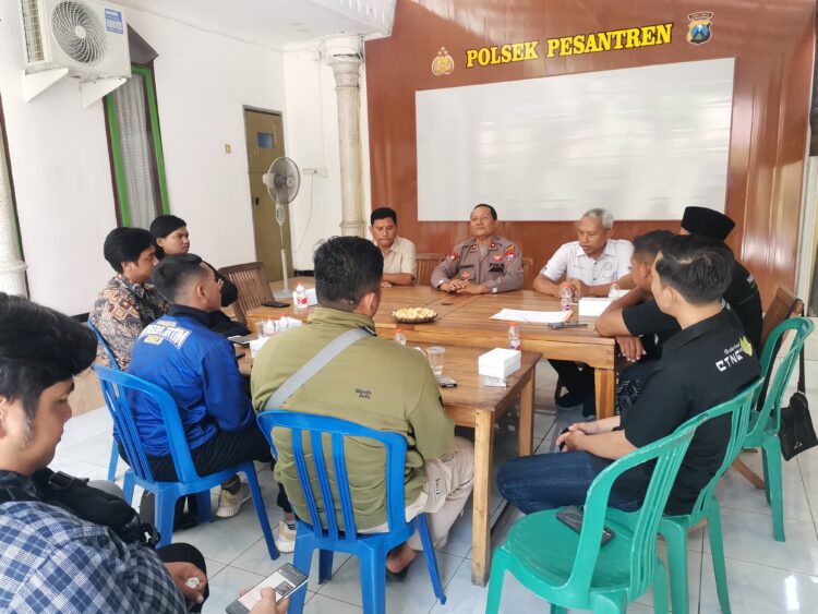 Jaga Sinergitas, Polsek Pesantren Kota Kediri Gelar Silaturahmi Antar Perguruan Silat