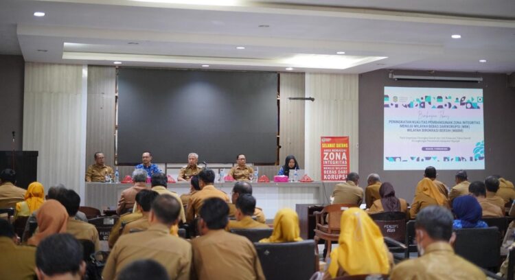 Pj. Bupati Handoko Buka Bimtek Peningkatan Kualitas Pembangunan WBK dan WBBM