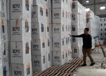 KPU Kota Kediri Memastikan Logistik Pemilu Siap Didistribusikan