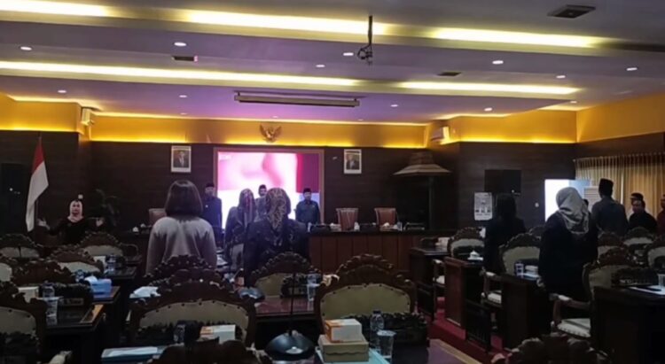 Selama Pensiun Perangkat Desa Terima 50 Persen Bengkok Selama 1 Tahun