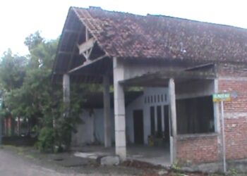 Puluhan Rumah Rusak Disapu Puting Beliung
