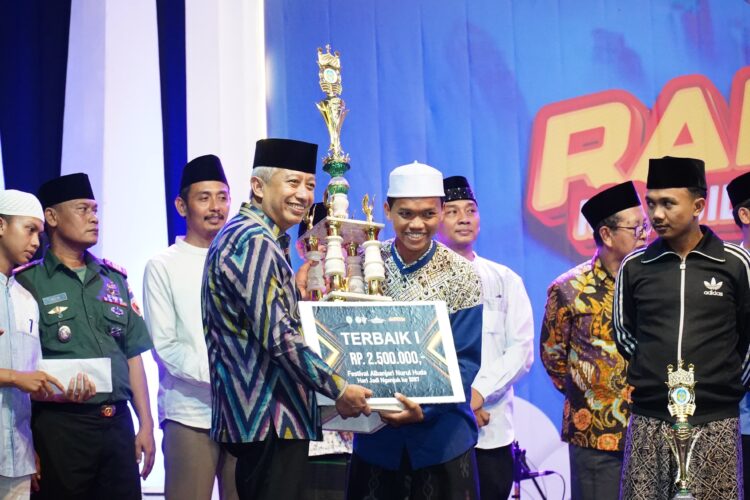 Pj Bupati Nganjuk Beri Apresiasi Para Pemenang Ramadhan Fest 2024