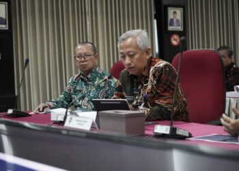 Pj Bupati Nganjuk Paparkan 10 Aspek Prioritas dalam Laporan Kinerja Triwulan II ke Kemendagri