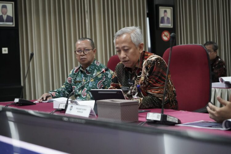 Pj Bupati Nganjuk Paparkan 10 Aspek Prioritas dalam Laporan Kinerja Triwulan II ke Kemendagri