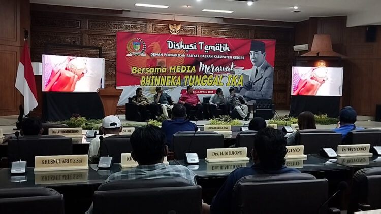 Diskusi Tematik DPRD Kabupaten Kediri Dengan Insan Pers