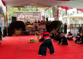 Puluhan Seniman Di Kediri Gelar Pentas Budaya Tradisional