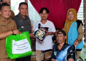 Pemerintah Akhirnya Datangi Rumah Bocah Putus Sekolah Karena Rawat Orang Tua