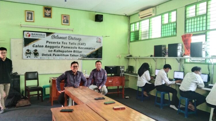 8 Peserta Calon Panwascam Kab. Blitar Dipastikan Gugur Dalam Test Tulis