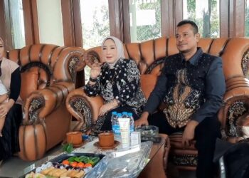 Mantan Penyiar Radio Asal Kediri, Sukses Kembangkan Fashion dan Produk Kecantikan