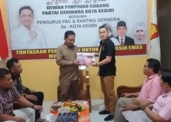 Pengusaha Ronny Siswanto Daftar Bacawali Kediri Lewat Partai Gerindra