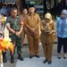 Bupati Blitar luncurkan air kemasan Blitz, Produk Perumda Penataran.