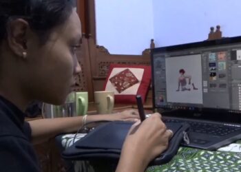Lukisan Anime Jawa Karya Ibu Rumah Tangga Asal Blitar