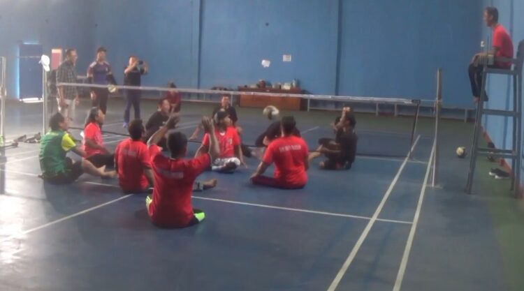 Jelang Peparprov , Atlet Bola Voly Disabilitas Tulungagung,  Berlatih Serius