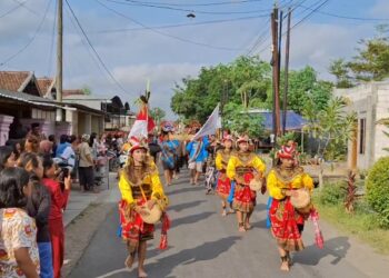 Hormati Jasa Leluhur , Warga Desa Sobontoro Tulungagung Gelar Kirab Budaya