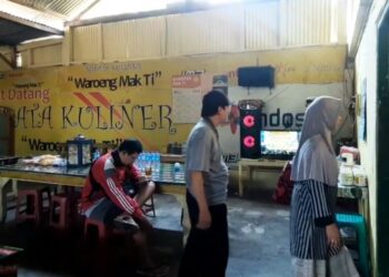 Surga Pecinta Kuliner di Blitar, Warung Mak Ti Sajikan Olahan Iwak Kali Khas Desa