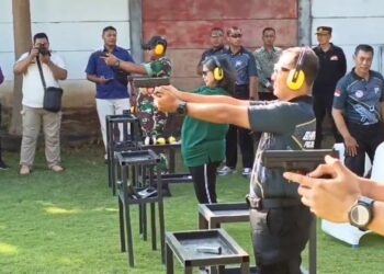 Lomba Menembak di Hari Bhayangkara