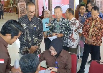 8 Pejabat Tulungagung Mangkir Saat Tes Urine