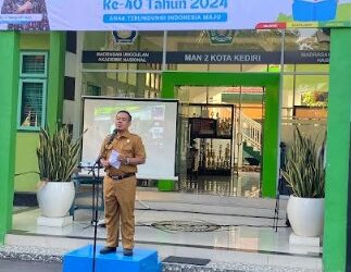 Kepala DP3AP2KB Sampaikan Pesan dan Harapan untuk Anak-Anak di Kota Kediri Saat Hadiri Apel Peringatan HAN 2024