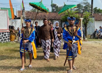 Kirab budaya & Porak 1000 Lengkong Peringati 1 Suro Oleh Pemerintah Desa Brenggolo