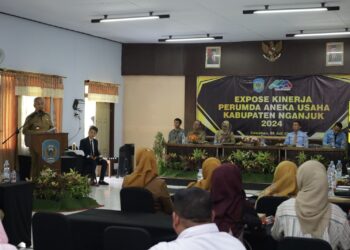 Pj. Bupati Handoko didampingi Kajari , Hadiri Ekspose Kinerja Perumda Aneka Usaha Kabupaten Nganjuk Tahun 2024