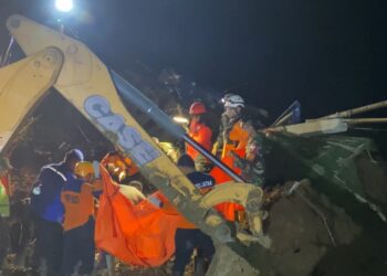 Satu Korban Tanah Longsor Blitar Belum Ditemukan Terhambat Kontur Tanah Basah