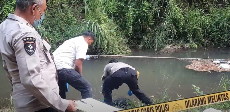 Jasad Bayi Dalam Tas Di Blitar Diduga Dibuang Lebih Dari Satu Hari