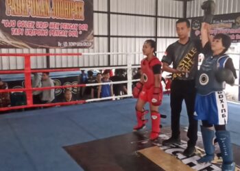 Ratusan Petarung se Eks Karesidenan Kediri Ikuti Pertandingan Kick Boxing di Blitar