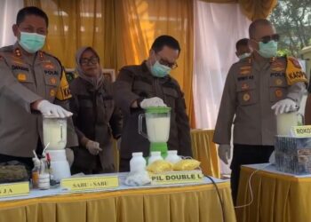 Kejari Blitar Musnahkan Ribuan Barang Bukti Hasil Kejahatan