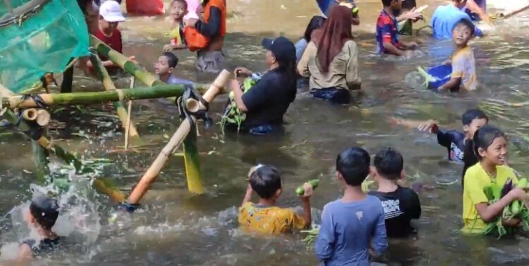 Menguri-Uri Tradisi Lokal Kebur Ubalan