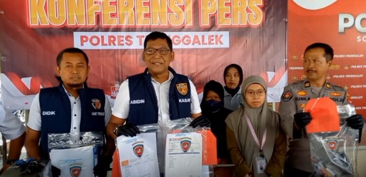 Korupsi Dana Bos Mantan Bendahara SMP Negeri 3 Trenggalek Diancam Penjara Seumur Hidup