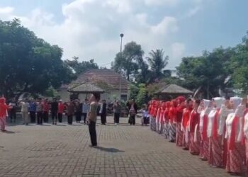 Upacara Kerakyatan Di Rumah Masa Kecil Bung Karno Kota Blitar